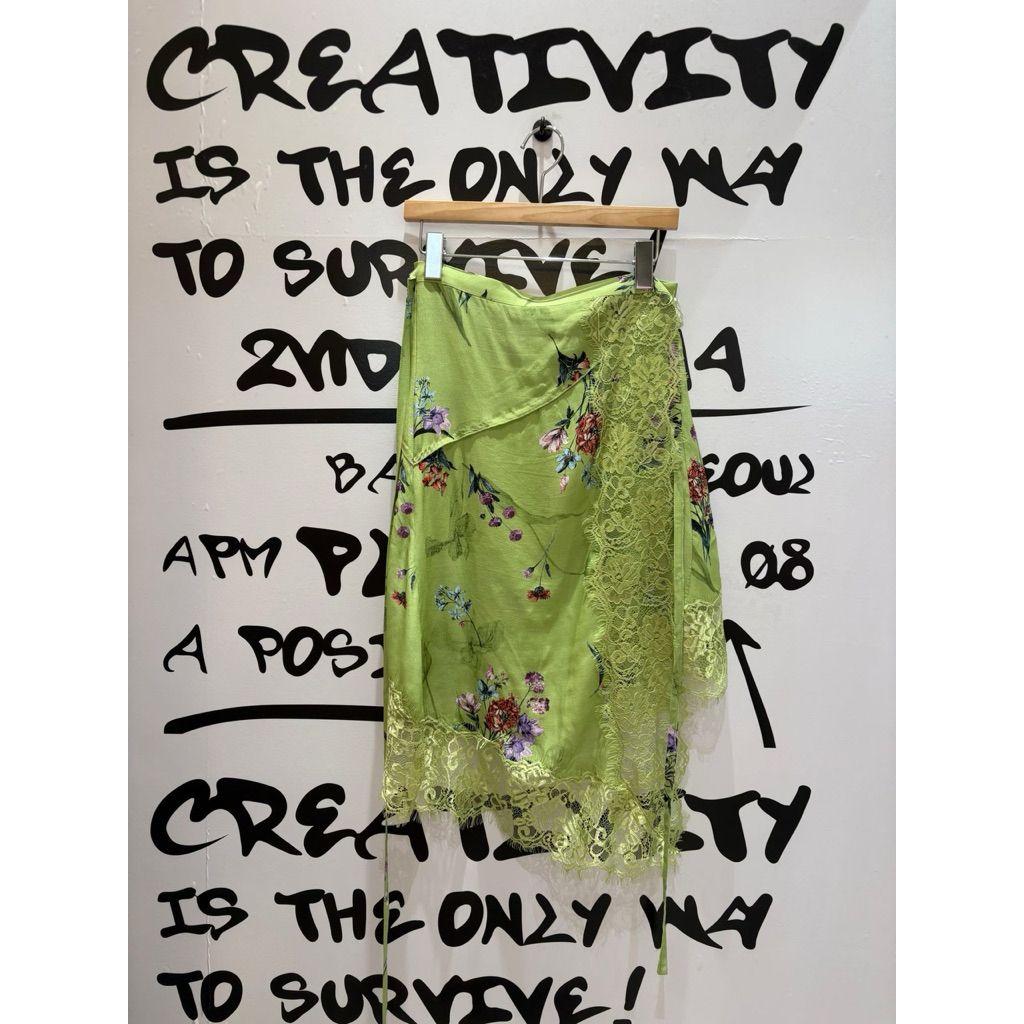 tw-11134207-820l8-mkv82lts1g5e01