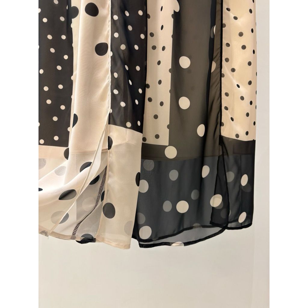 tw-11134207-820ld-mkv8ksvfjncz2d