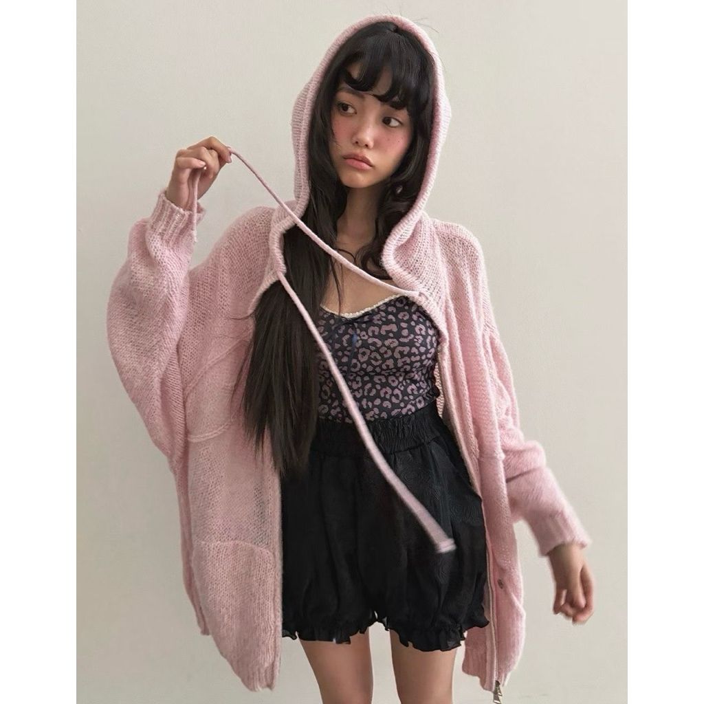 tw-11134207-820l6-mkuo821e92pz7f