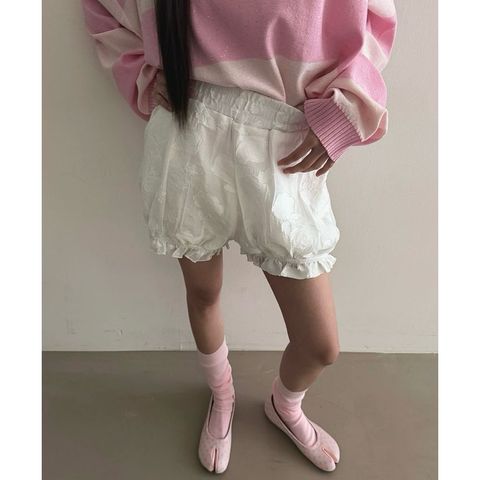 tw-11134207-820le-mkuo11jpay2rca