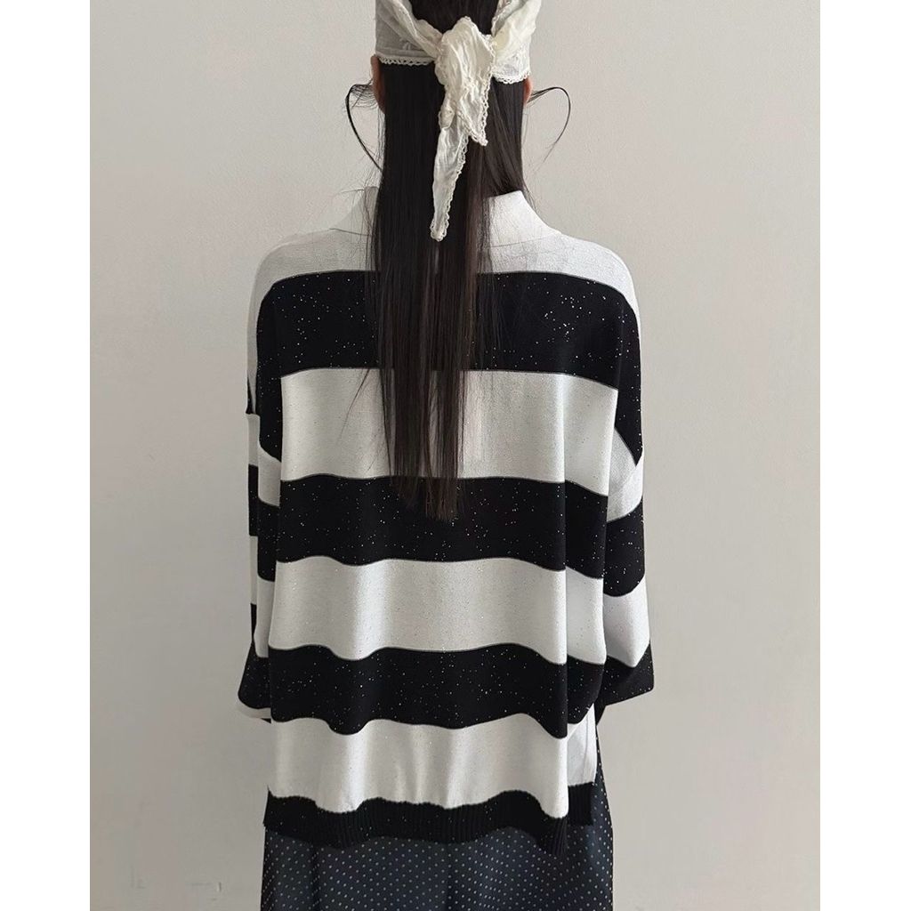 tw-11134207-820lg-mktre5na794wf5