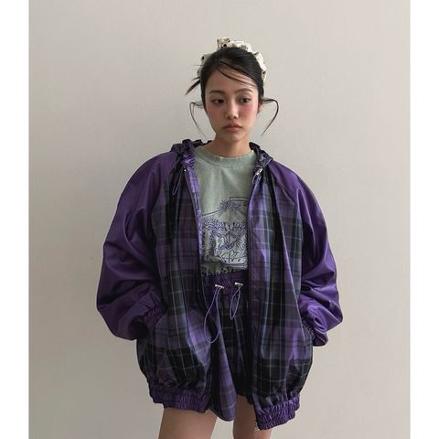 tw-11134207-820lg-mktrym2b6x3bc1