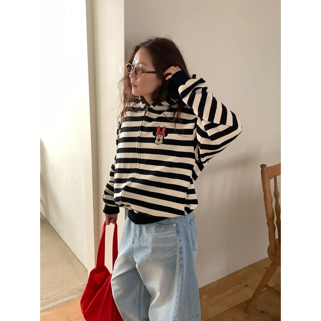 tw-11134207-820le-mkrxf03839qa13