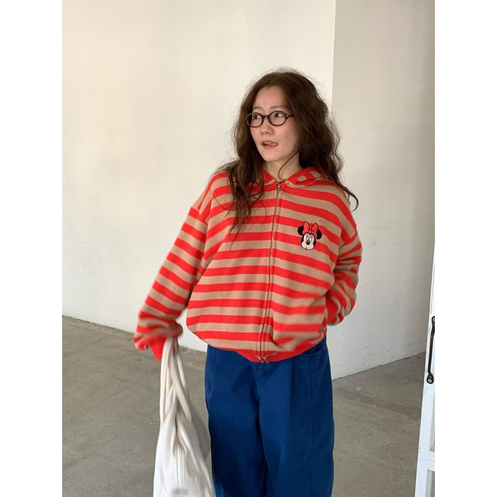 tw-11134207-820l6-mkrxf00g5xc290