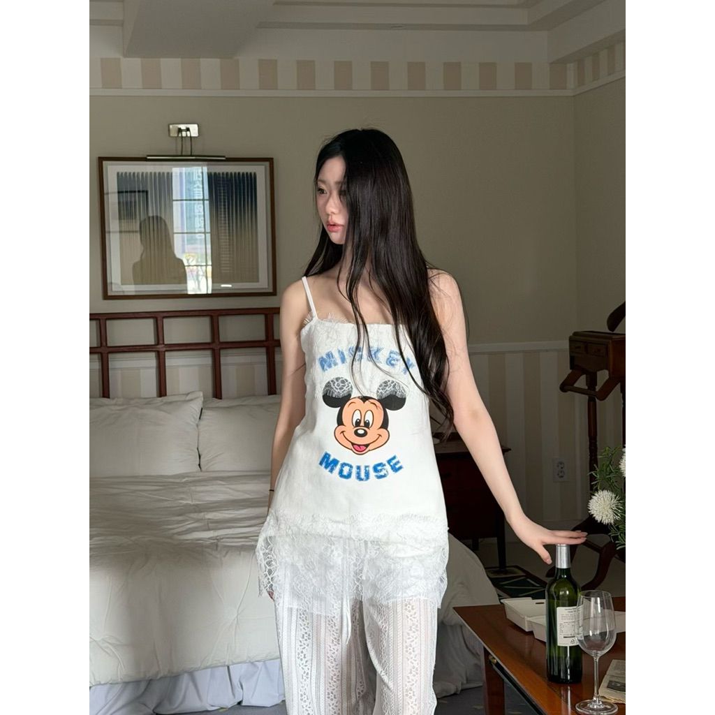 tw-11134207-820la-mn713j0qavid15