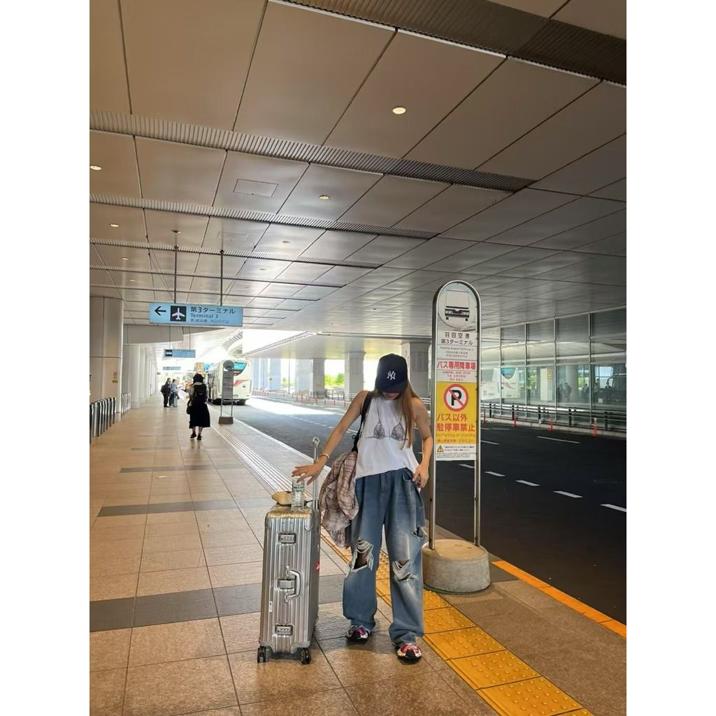 tw-11134207-7ra0r-mc4sqaxb2lwi29