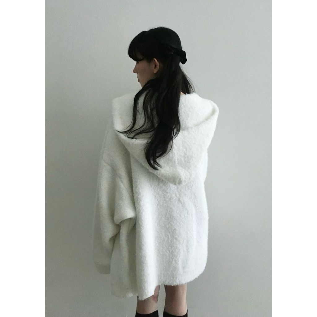 tw-11134207-81ztl-mer9r8p5c3ya4d