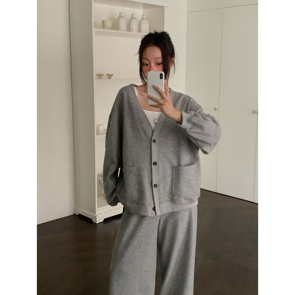 tw-11134207-81ztg-mg62aukqkcug80