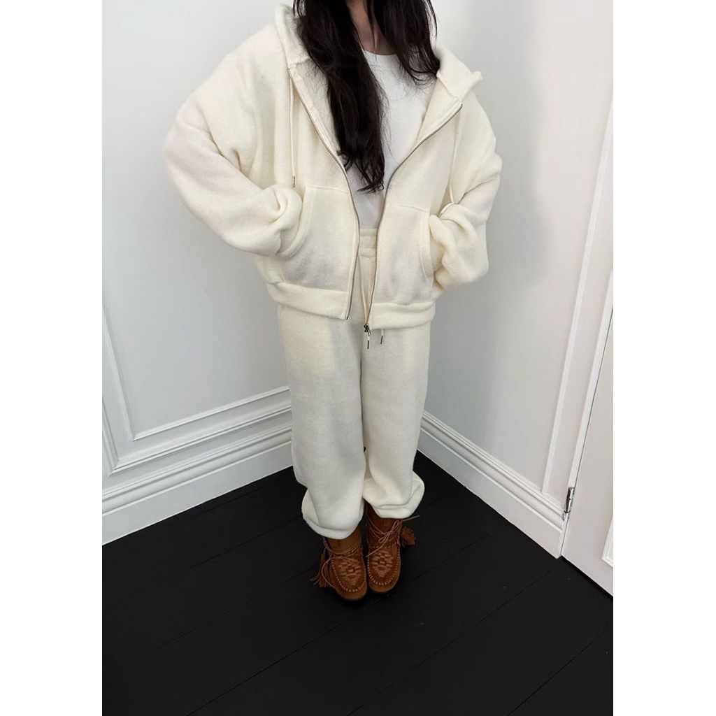 tw-11134207-81zth-mgw2duunv7rj35