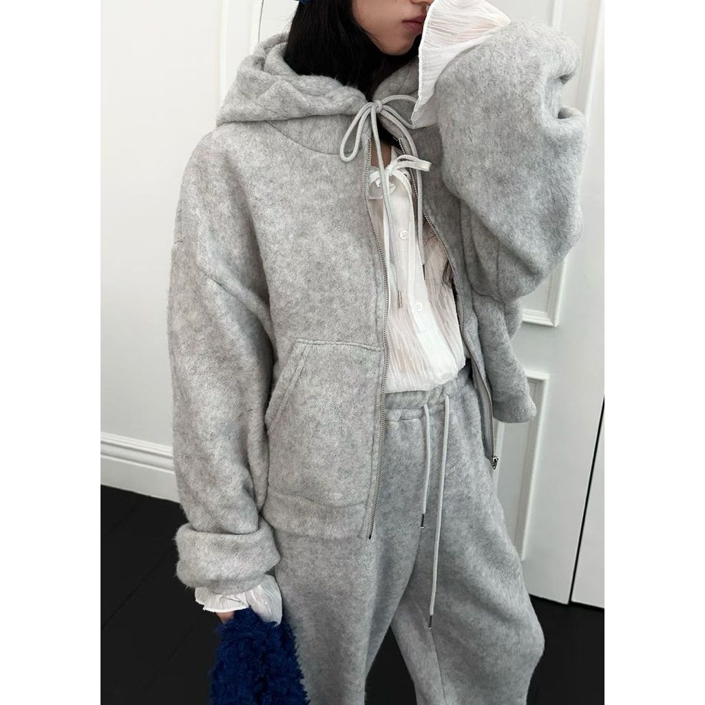 tw-11134207-81ztd-mgw20yj1qu4o1f