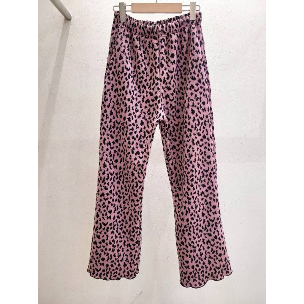 tw-11134207-81ztm-mh5zl46vbi8d69