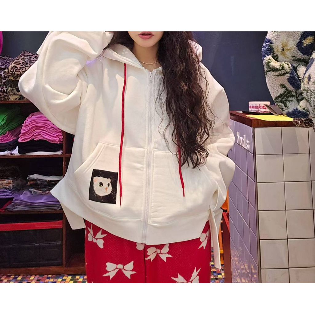 tw-11134207-81ztp-mgwcr01y8sga0c