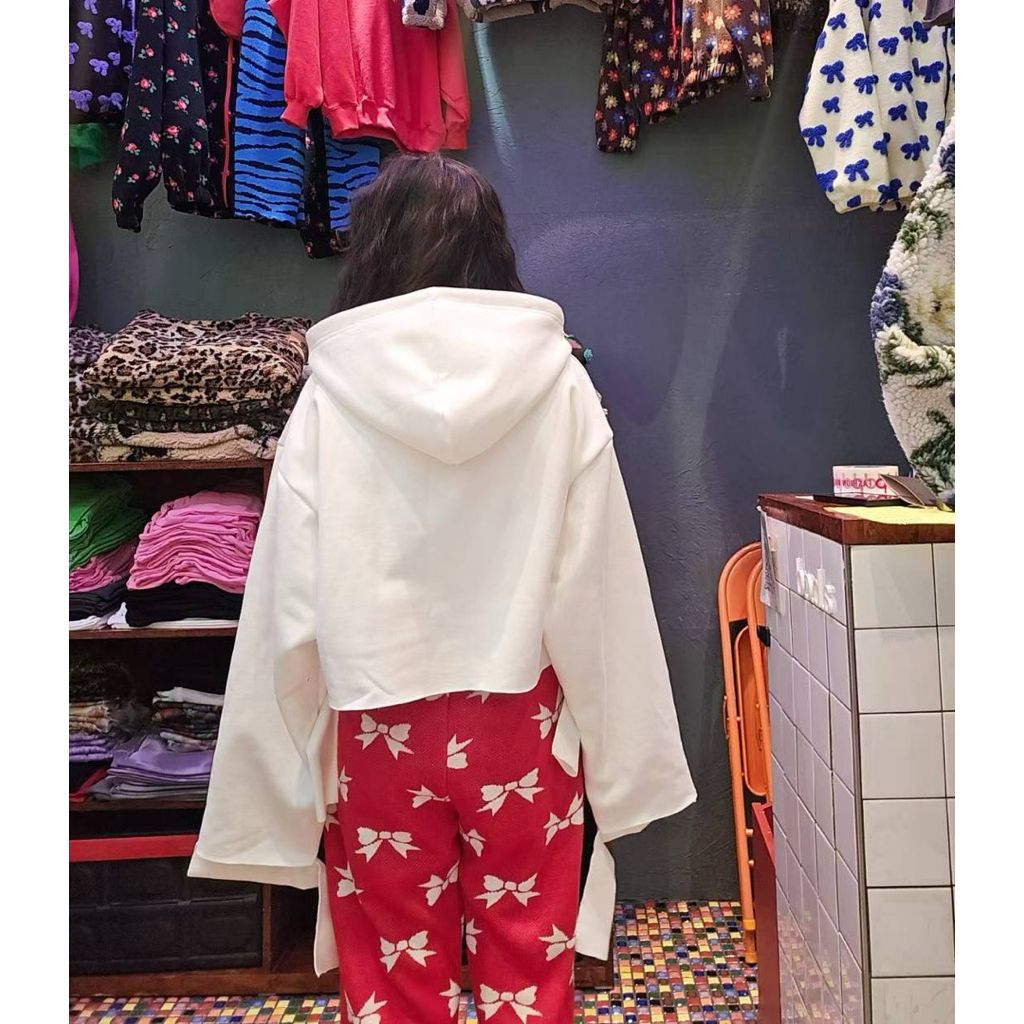 tw-11134207-81zte-mgwcr01y7dvu5b