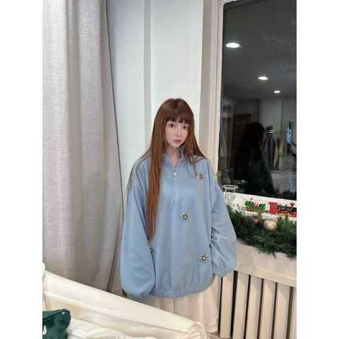 tw-11134207-81zth-mh1t3wutf7d8b5