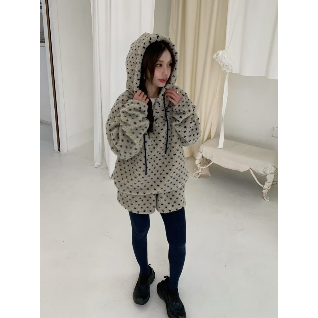 tw-11134207-81ztf-mhivvmyfm1hi1b