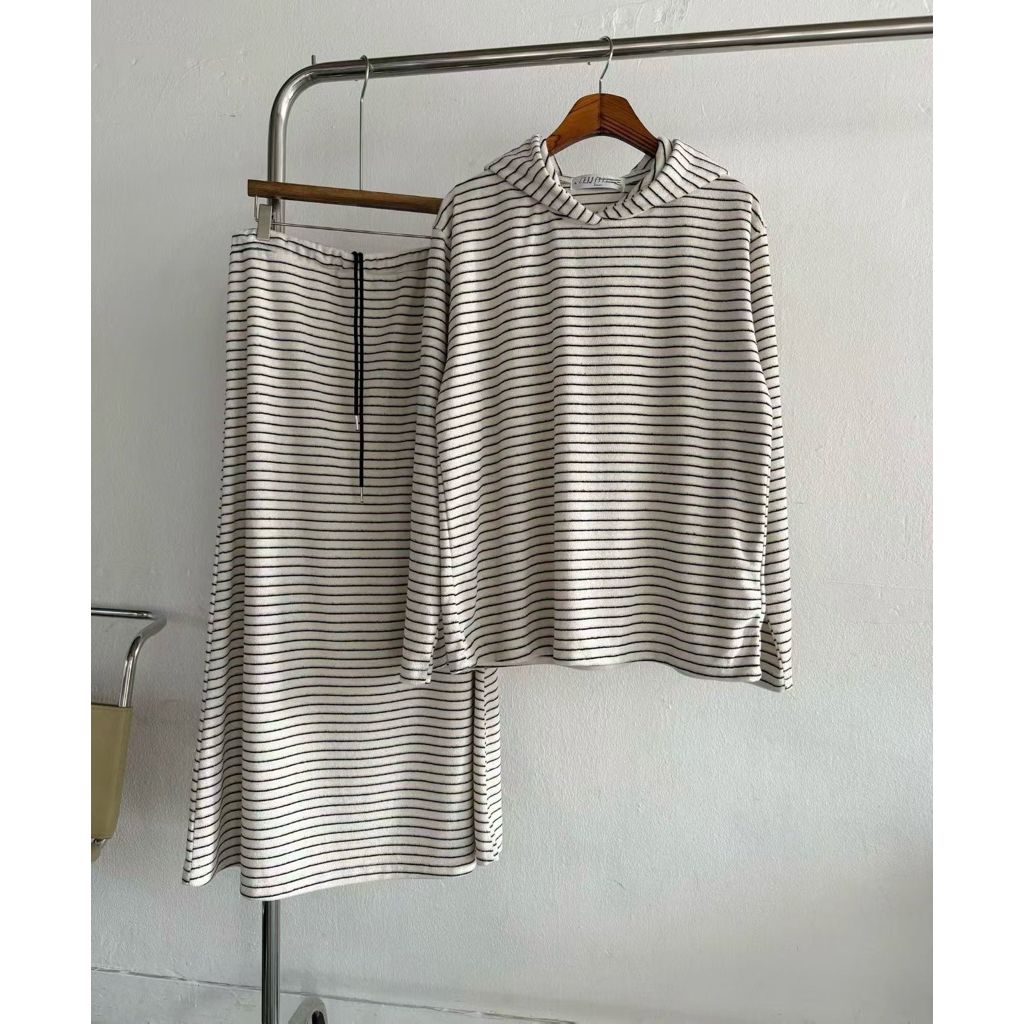 tw-11134207-81ztg-mhund6i8m96w14