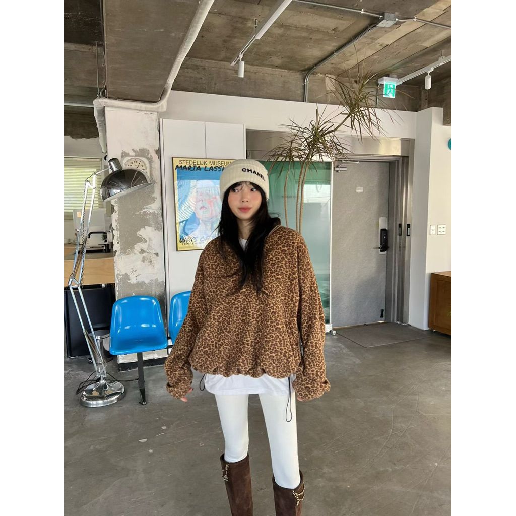 tw-11134207-81ztg-mhvqtx3lkg7852