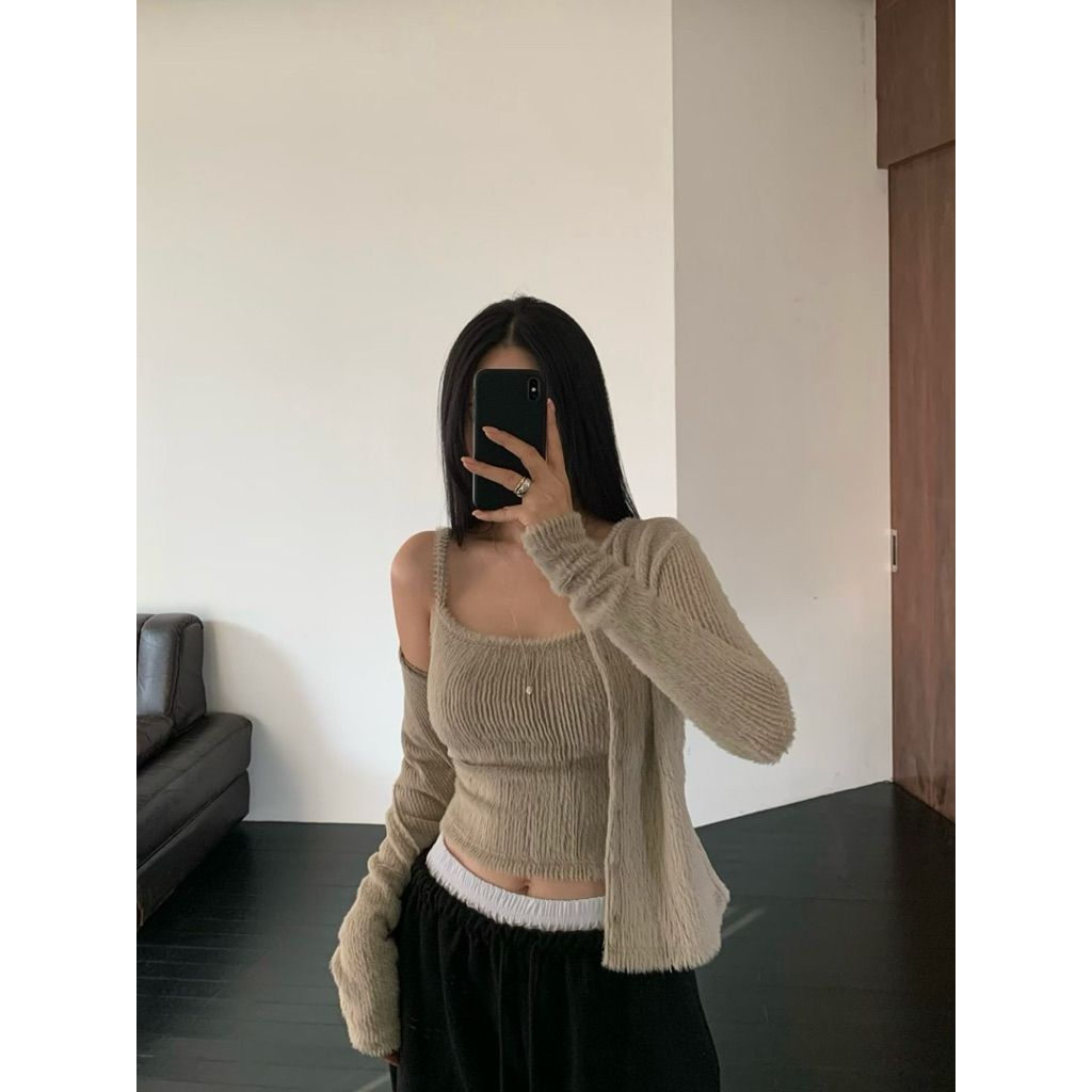 tw-11134207-81ztm-mi4b25a8w00042