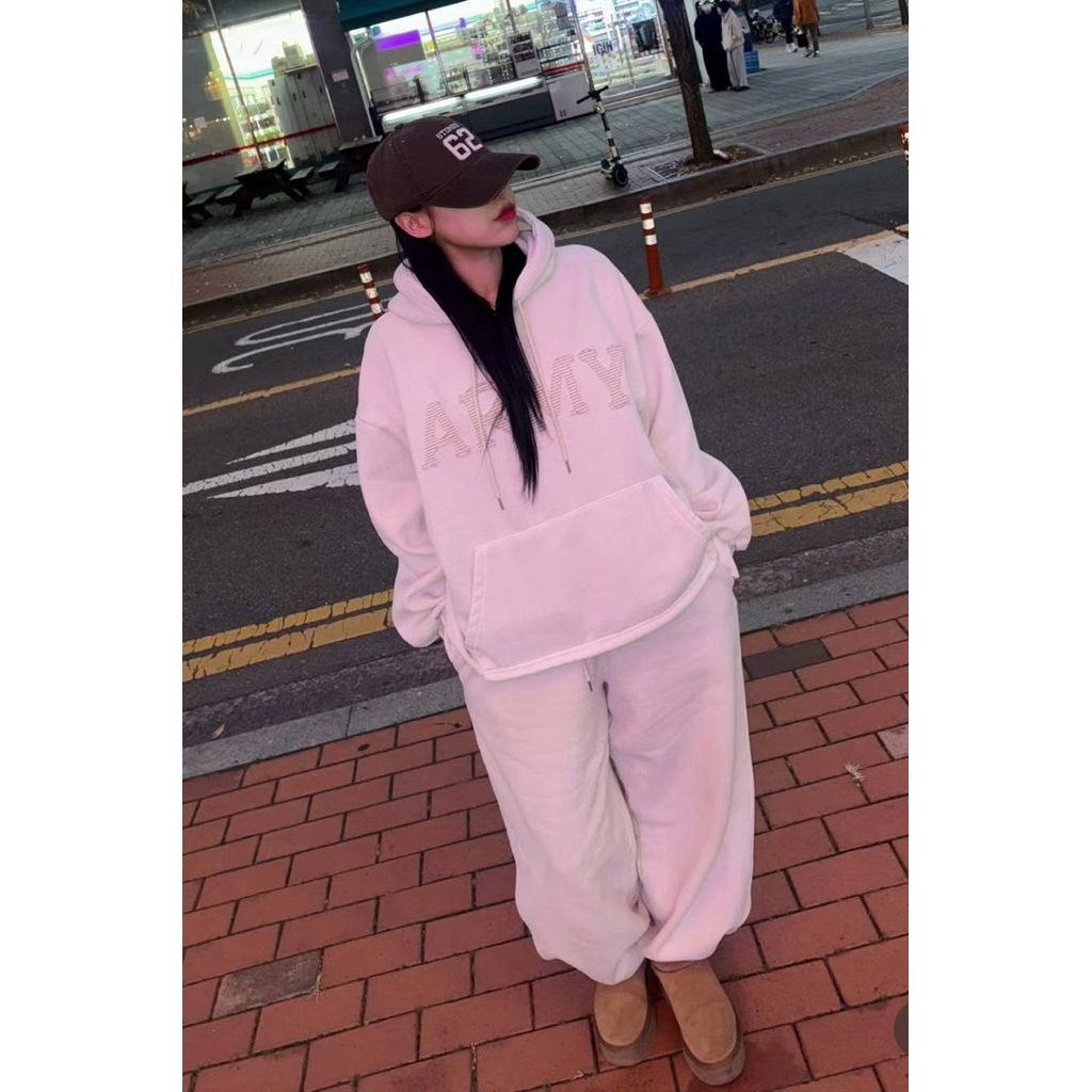 tw-11134207-81ztf-mi49erq8311k83