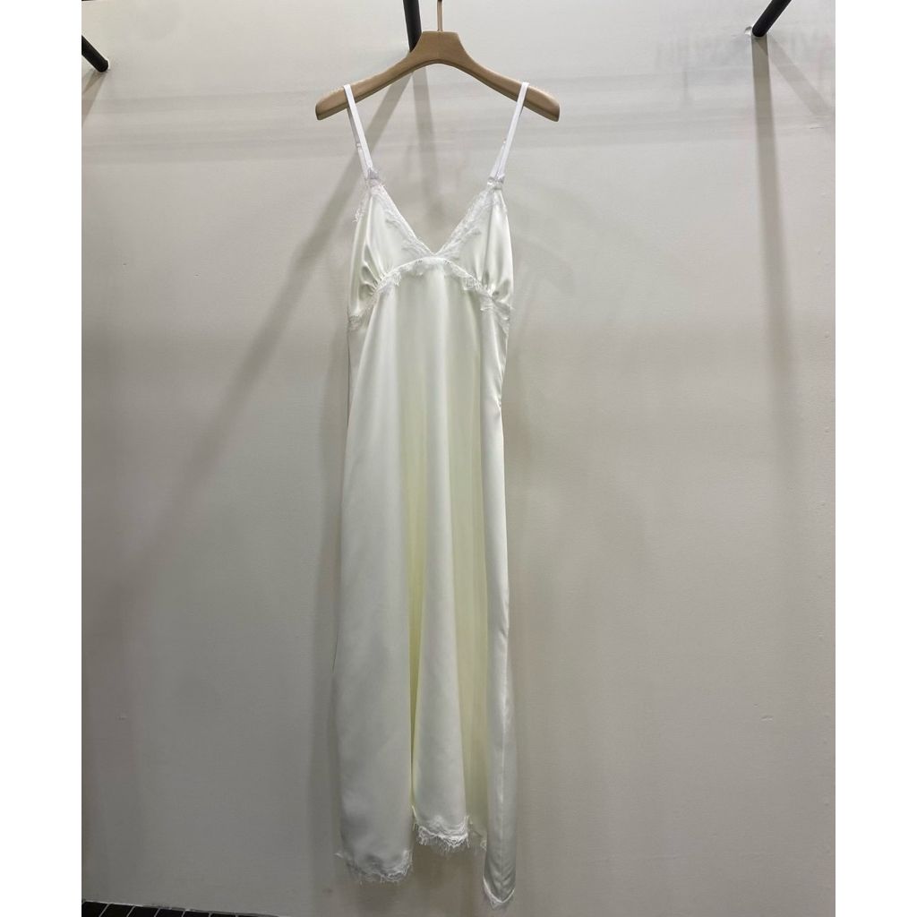 tw-11134207-81ztq-mimhu9fuiy9z6d