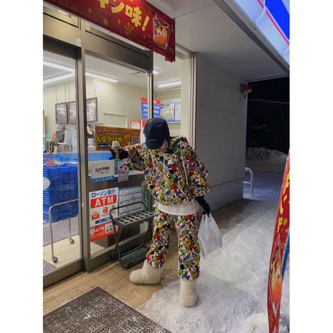 tw-11134207-81zth-mike9g2gzqbr1f