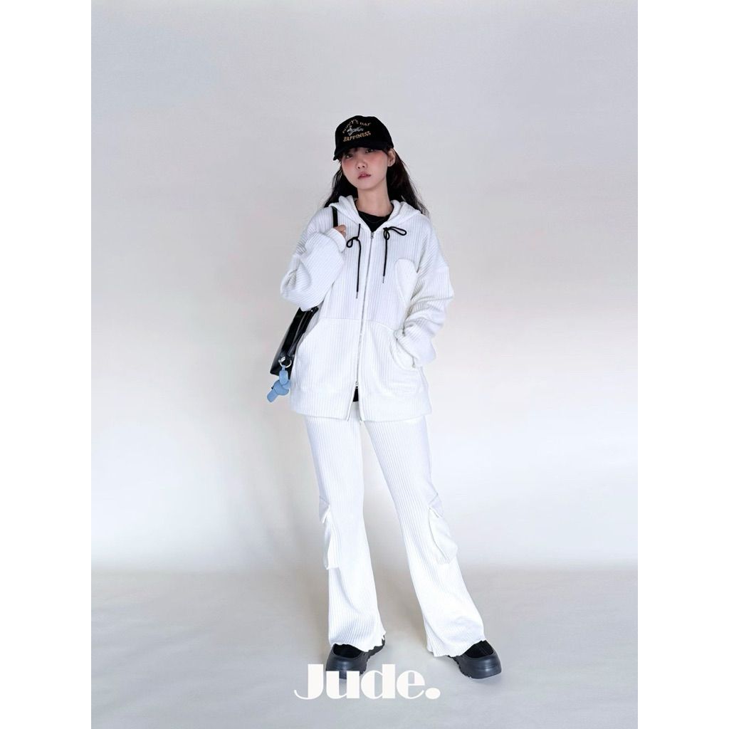 tw-11134207-81ztd-mik07y14z47728