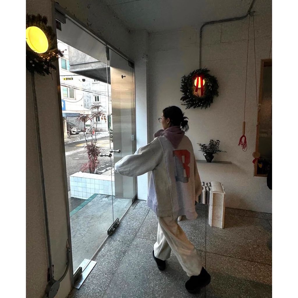 tw-11134207-81ztj-miefx4z0bchvbb