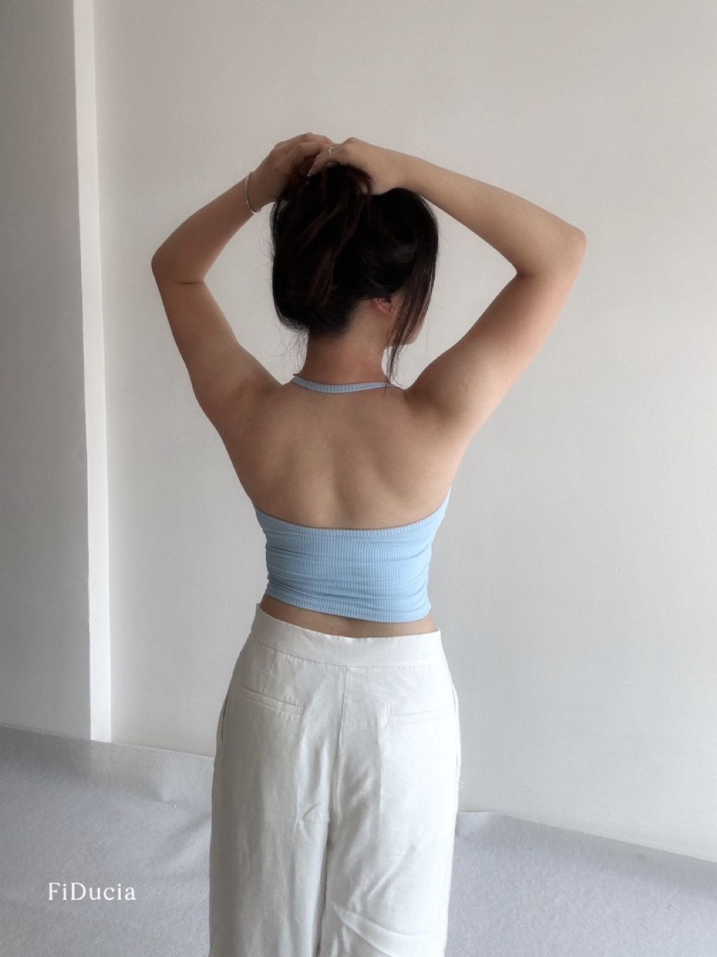 tw-11134207-7ra0g-mdvah3jd4jb4c5