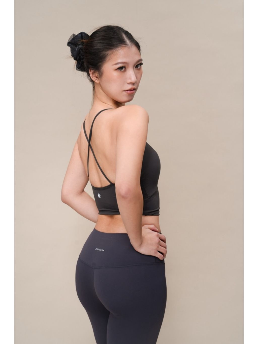 tw-11134207-81zth-mjdw5b7mxe6f22