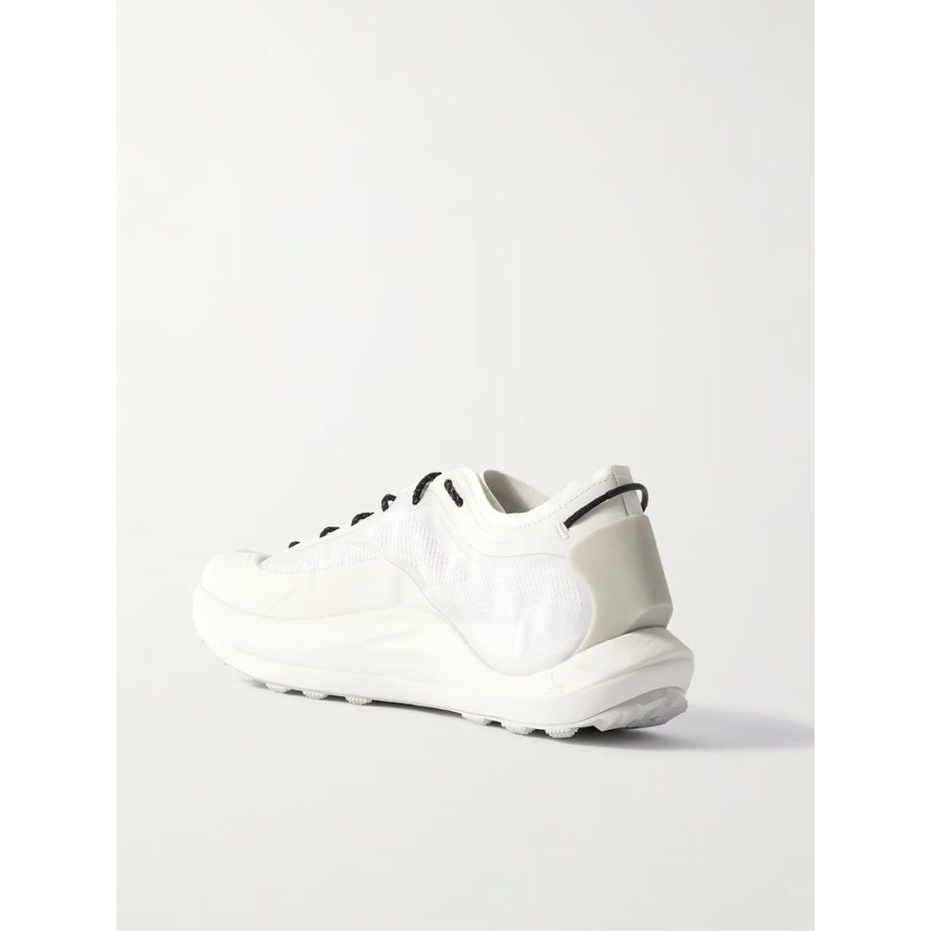 tw-11134207-7ra0k-mchoxezaa48cfb