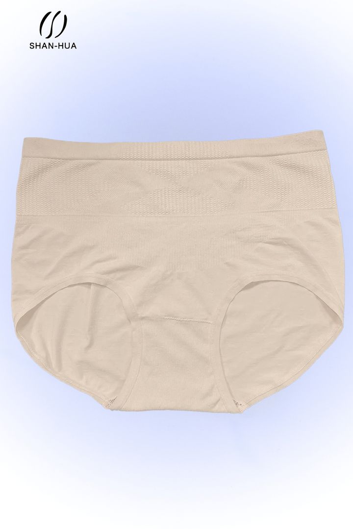 女內