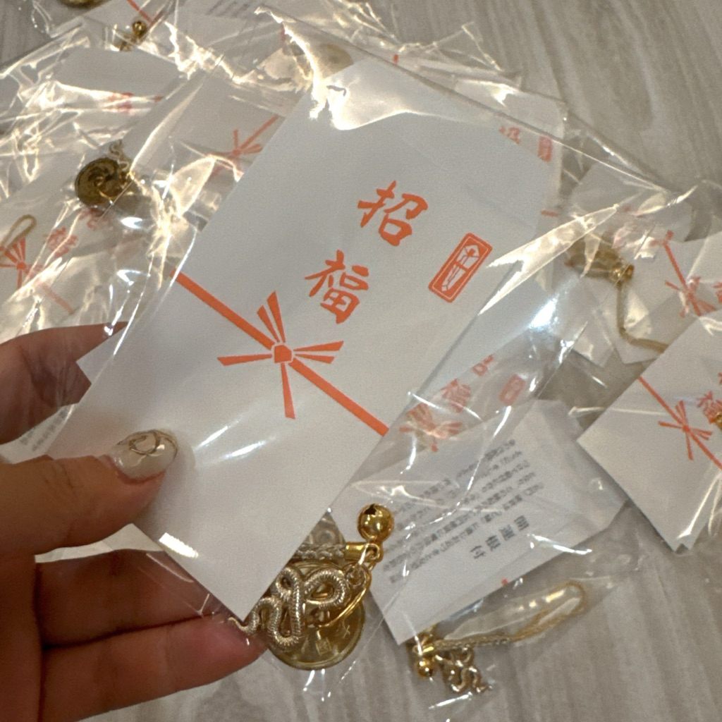 tw-11134207-81ztj-mgw8cf65l7uy1c