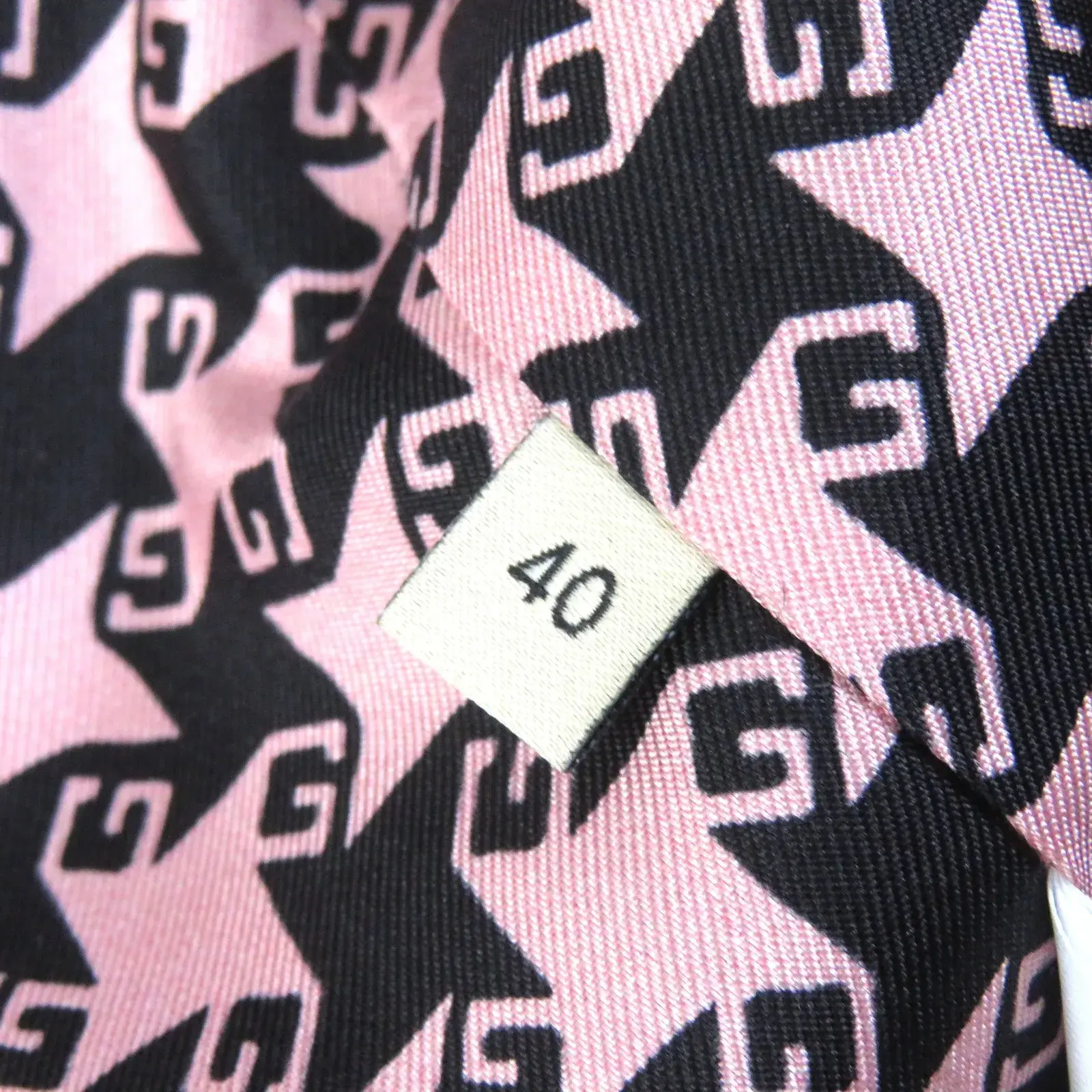 2JNyj6y8U8u3BwAjtDEJMU