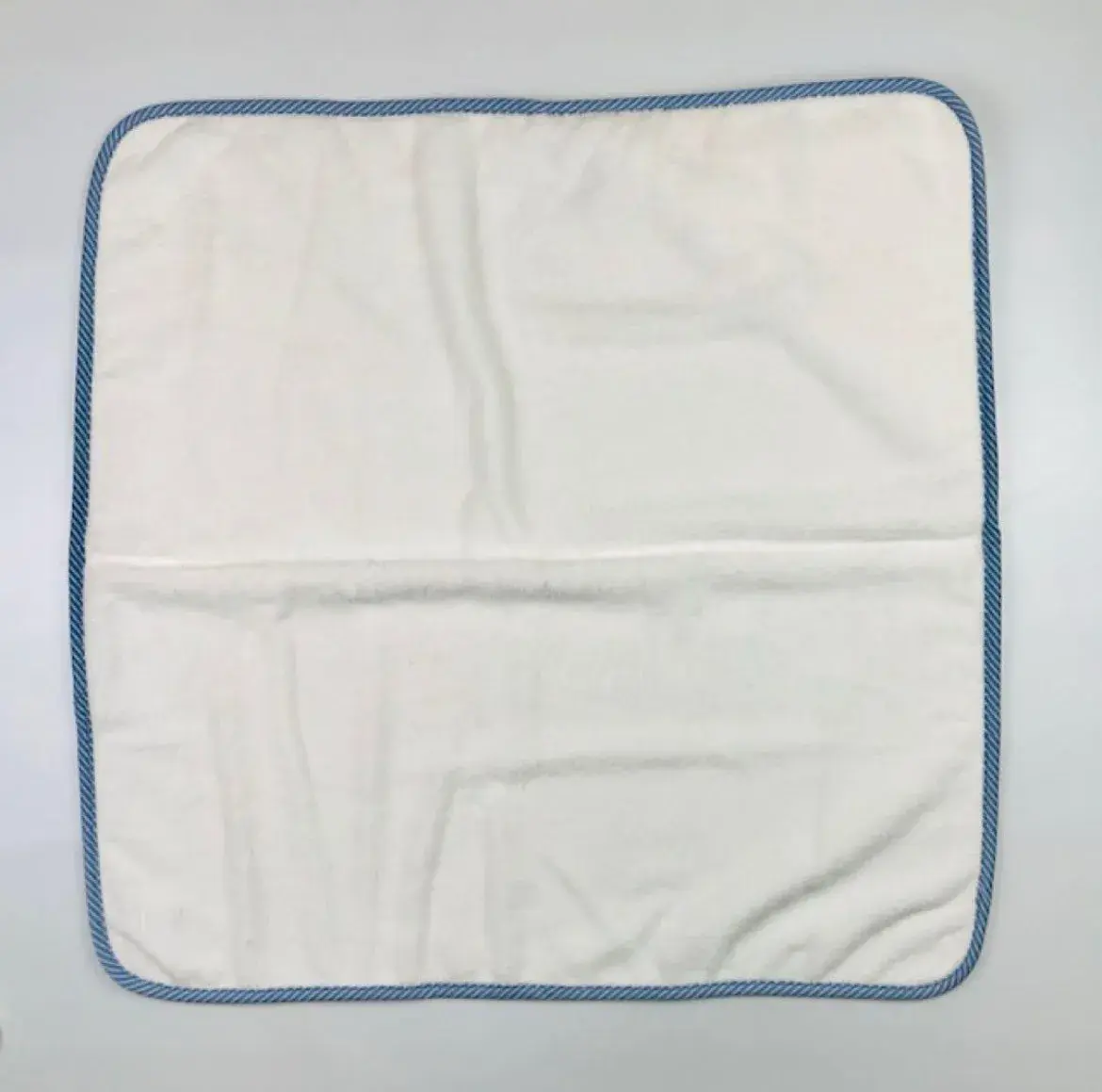 uh3oEvfDsT6BmwPcfpiEYX