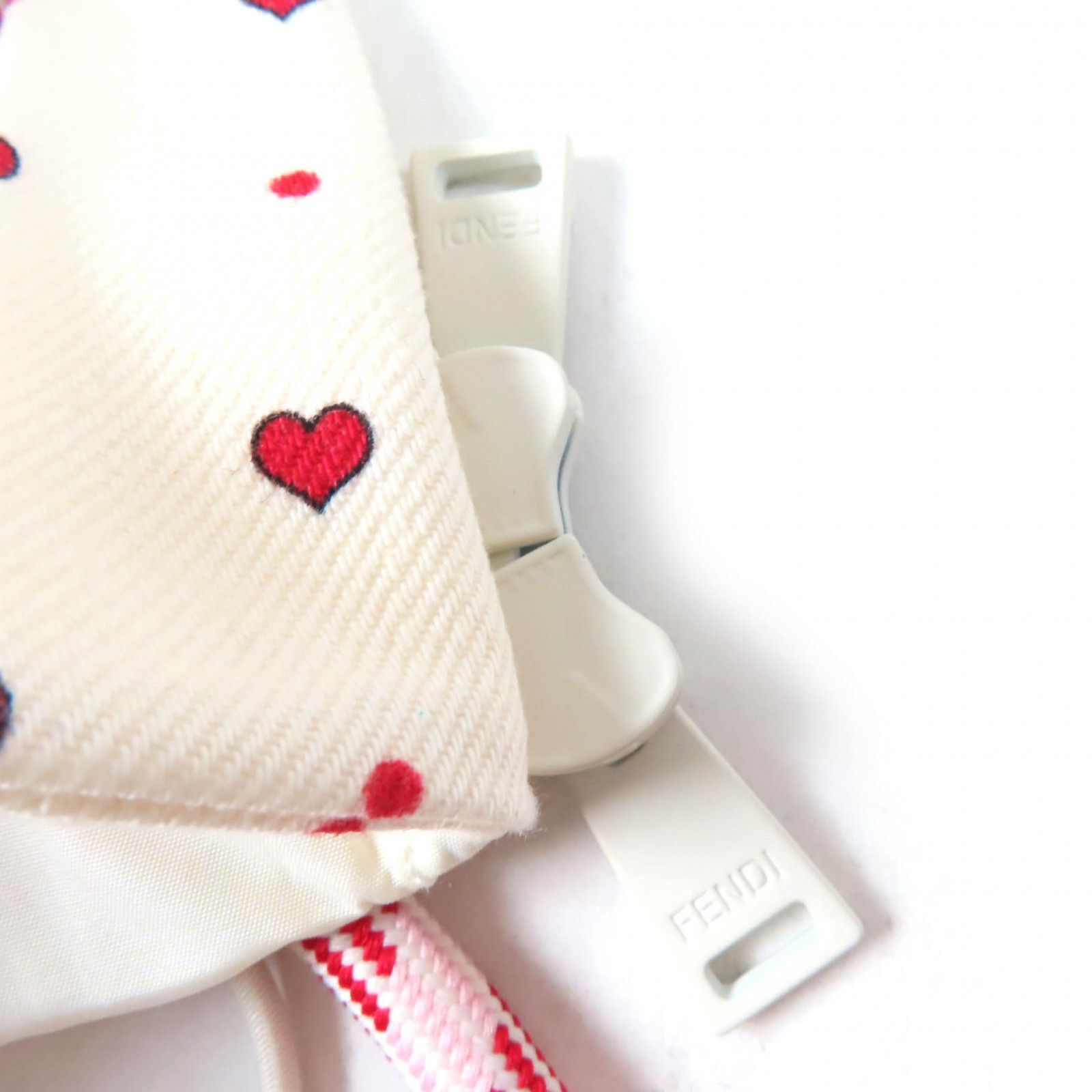 9DaAcbdQt4wpQkfsHuSJhK