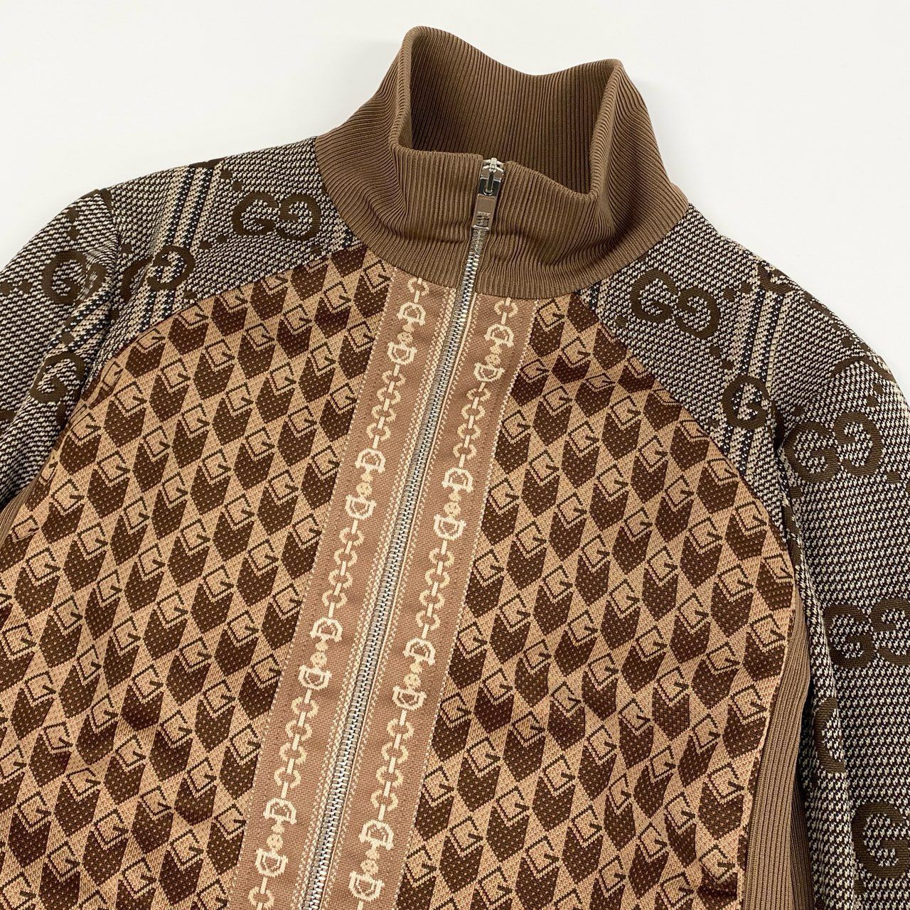 2JJubAkEbkR2oWR9z4oQch