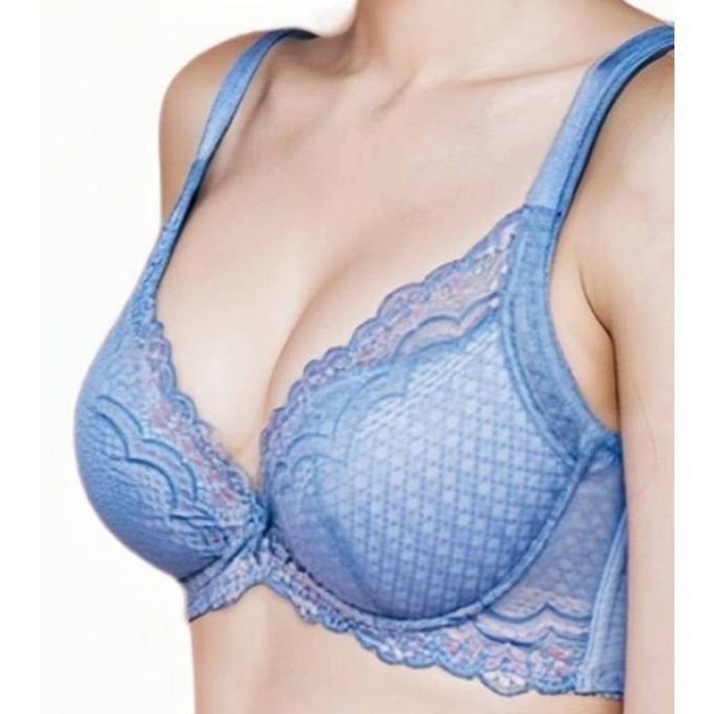 tw-11134207-7ra0l-mclk2pq66c731b