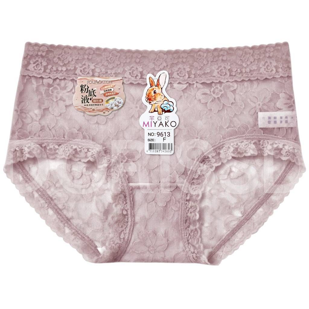 tw-11134207-81ztd-mgojjxh4w00c3e