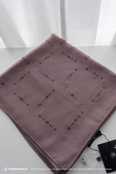 DSC08525 FULL RES ERYNNE MAUVE PURPLE