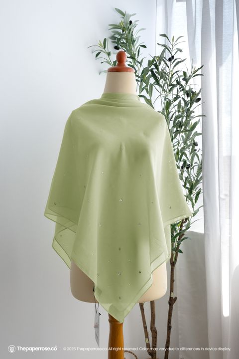 DSC08547 FULL RES CECILY WILD LIME RM229