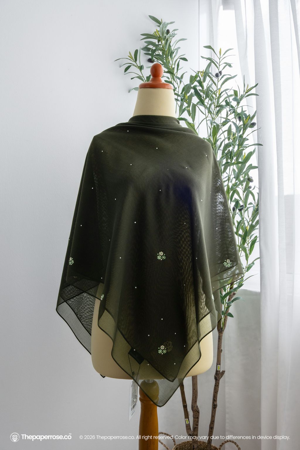 DSC08554 FULL RES HAILEY OLIVE RM229