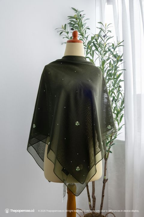 DSC08554 FULL RES HAILEY OLIVE RM229