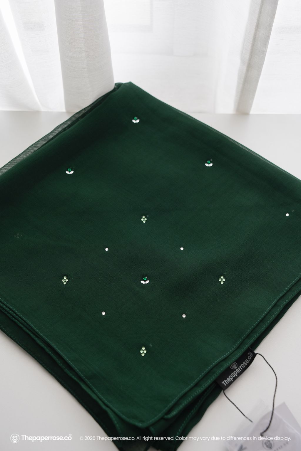 DSC08582 FULL RES CECILY EMERALD