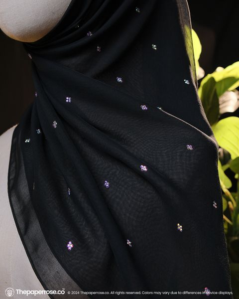 4 LUMIERE RAYA DESIGN 15