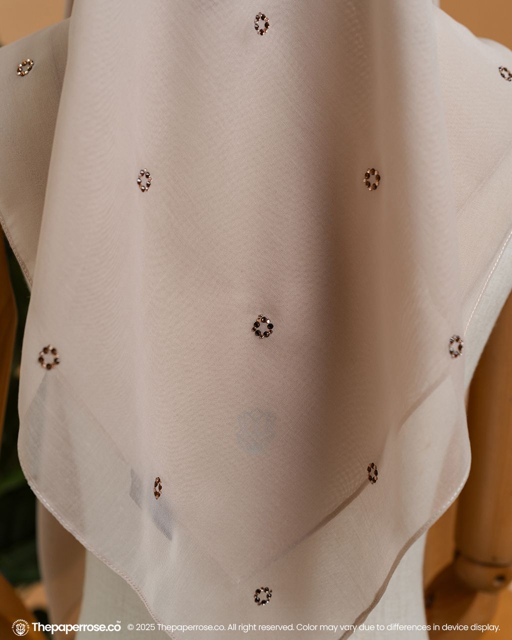 OLIVRA ENCHANTED RAYA 2026 5