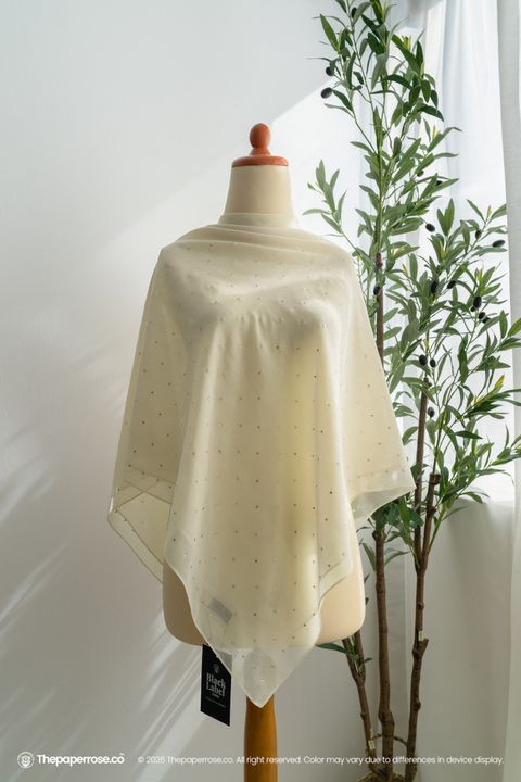 DSC07571 FULL RES twinkle champagne beige