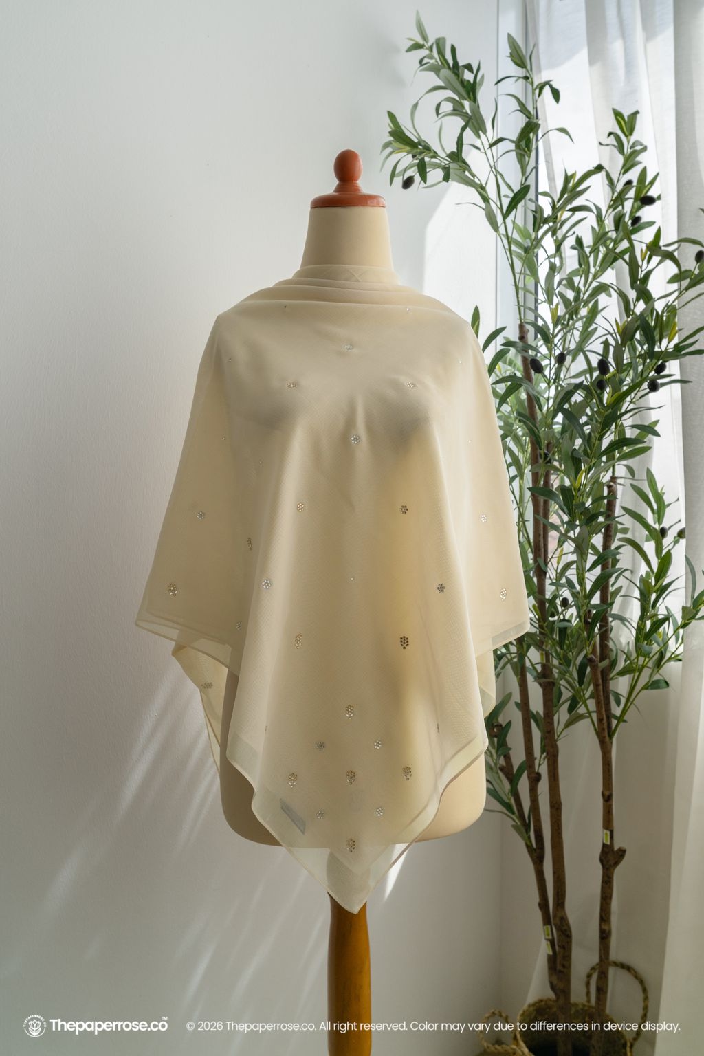 DSC07728 FULL RES CHAMPAGNE BEIGE