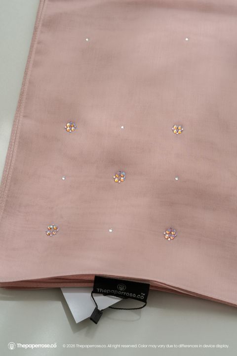 DSC07805 FULL RES DELILAH DIAMOND PINK