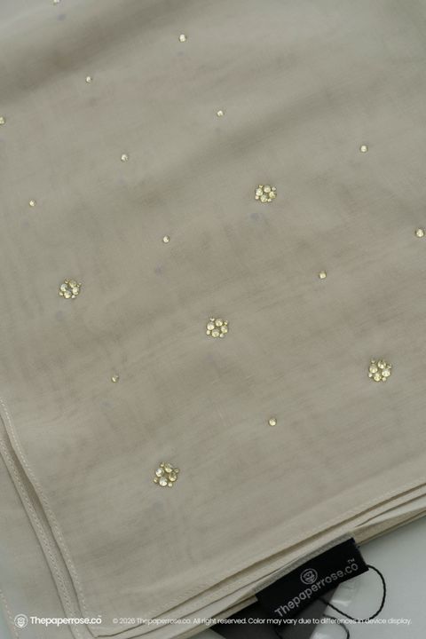 DSC07822 FULL RES DELILAH OYSTER GRAY