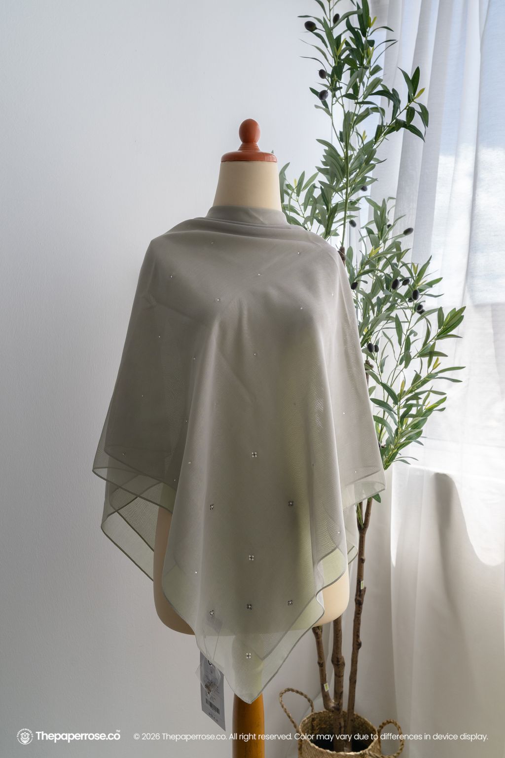 DSC07898 FULL RES NOELLE GREIGE